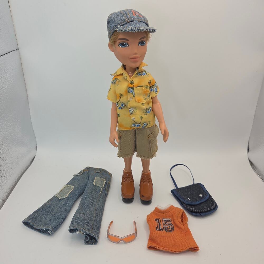 Vintage 2003 Bratz Boyz 2nd Edition Cameron Doll with Original Clothes